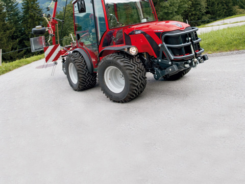 Tracteur Antonio Carraro TTR 7900 R