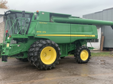 Moissonneuse-batteuse John Deere 9770 STS
