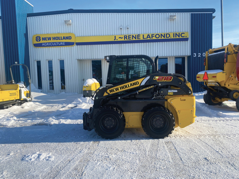 Compact loader New Holland L218